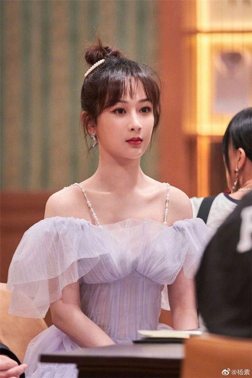 吃瓜娱乐杨紫
